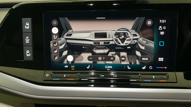 Volkswagen Multivan 2.0 TDI Life 5dr DSG Diesel Estate